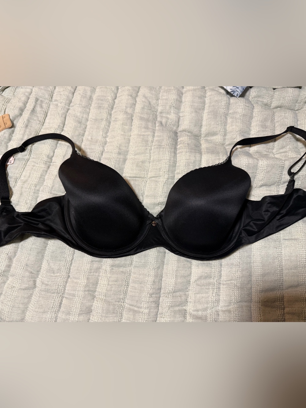 Victoria's Secret Black T-Shirt Bra